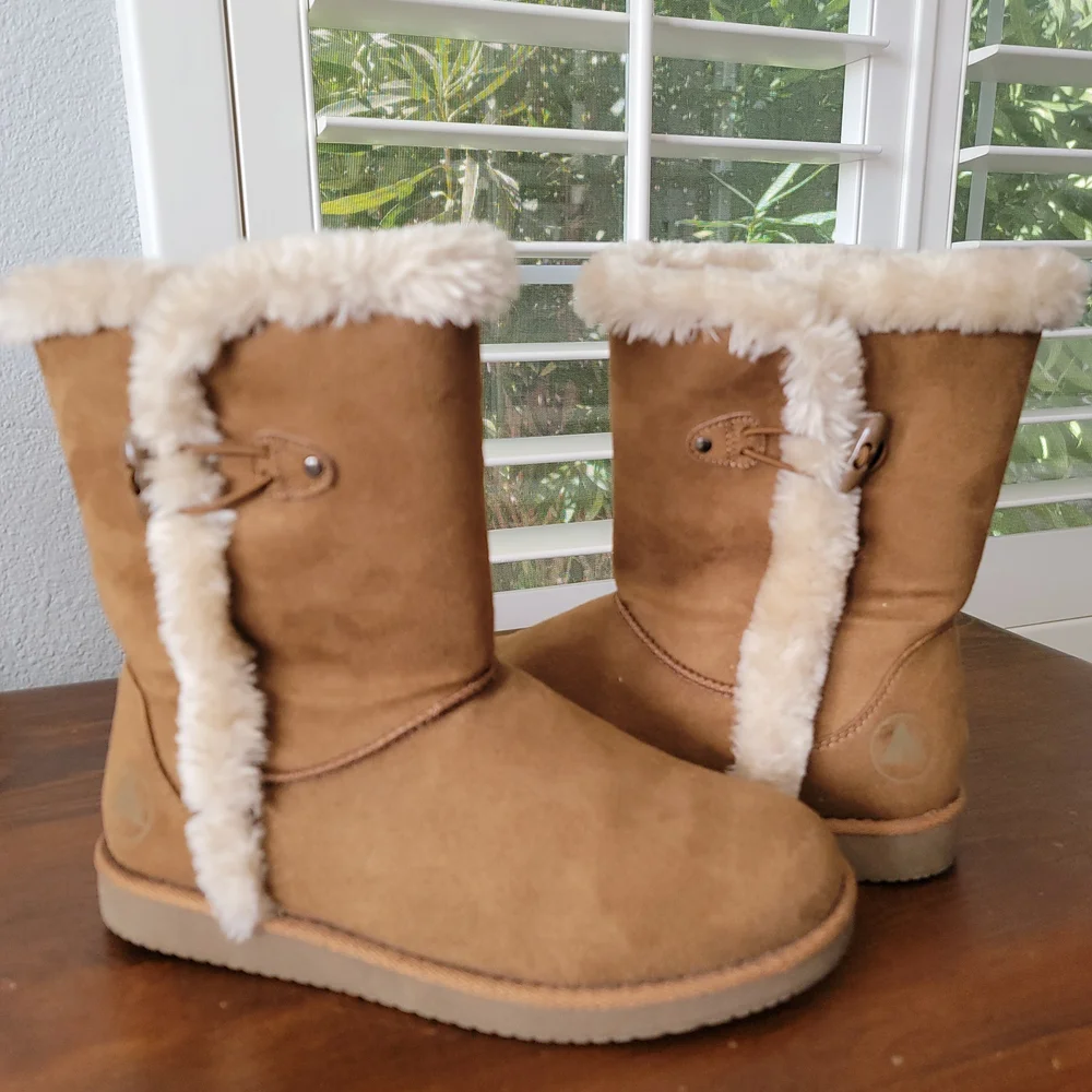 Women's Brown Shearling Boots